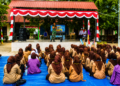 Babinsa Koramil 08/Simpang Ulim Tanamkan Semangat Bela Negara kepada Siswa Baru Melalui MPLS