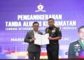 Perkuat Ketahanan Nasional, Kasad Dianugerahi Tanda Alumni Kehormatan Lemhannas RI