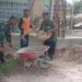 Babinsa Pulau Duyung Bantu Pembangunan Rumah Warga, Galakkan Budaya Gotong Royong di Wilayah Binaan