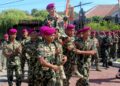 Yonranratfib 2 Marinir Laksanakan Acara Tradisi Pelepasan dan Penyambutan Komandan