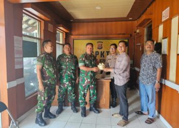 Satu Komando Jaga Wilayah,Koramil 08/Kronjo dan Polsek Kokohkan Soliditas dan Sinergitas Mengawal NKRI