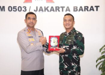 Satu Komando Satu Tujuan,TNI Polri di Jakarta Barat Tetap Solid Menjaga dan Mengawal NKRI