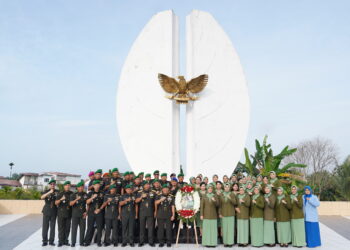 Peringati HUT ke-68, Kodam XII/Tpr Gelar Ziarah Rombongan di TMP Dharma Patria Jaya