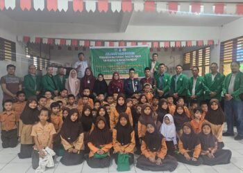 PENGABDIAN MASYARAKAT ,FAKULTAS HUKUM UNIVERSITAS ALWASHLIYAH MEDAN ADAKAN PENYULUHAN DI DUA SEKOLAH