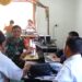 Babinsa Koramil 03/Parongil Bangun Komunikasi dengan Perangkat Desa, Antisipasi Potensi Kerawanan Sosial