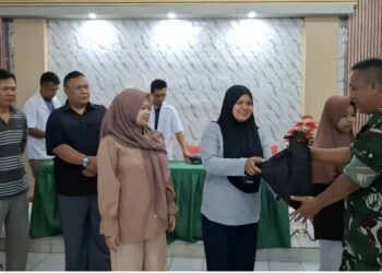 Koramil 13/Cisoka Gelar Baksos Kesehatan dan Bagi Sembako Gratis