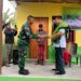 Wujud Nyata Kepedulian Satgas Yonarmed 12 Kostrad di Tapal Batas