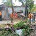 Koramil 02/Batuceper Bersama Warga Bersihkan Tumpukan Sampah di Jurumudi