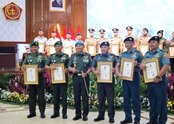 Danrem 052/Wijayakrama Terima Brevet Kehormatan Setia Waspada Paspampres, Perkuat Sinergi Pengamanan VVIP dan Stabilitas Ibu Kota