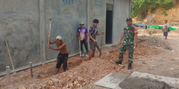 Pastikan Tepat Sasaran dan Berkualitas, Babinsa Monitoring Progres Pembangunan Gedung Makan Bergizi Gratis