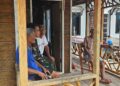 Babinsa Koramil 06/Senayang Perkuat Ketahanan Wilayah Melalui Pembinaan Wawasan Kebangsaan di Desa Penaah