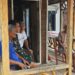 Babinsa Koramil 06/Senayang Perkuat Ketahanan Wilayah Melalui Pembinaan Wawasan Kebangsaan di Desa Penaah