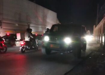 Intensifkan Keamanan Wilayah, Koramil 01/Teluknaga Gelar Patroli Jalan Kaki dan Berkendara Maung