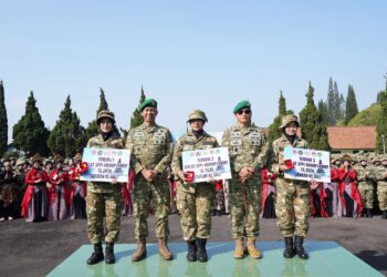 Pangdam III/Siliwangi Tutup Diklat Dasar Militer SPPI KDKMP dan KNMP TA 2026