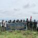 Antusias dan Bangga Warga Liang Bunyu Diajak Tanam Pohon di Puncak Patok Batas Negara