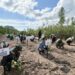 Jaga Kelestarian Alam, TMMD ke-129 Kodim 0911/Nunukan Bersama Warga dan Mahasiswa Tanam 160 Bibit Mangrove di Sebatik Barat