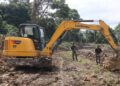 Tembus Medan Berlumpur, Satgas TMMD Ke-129 Kodim 0911/Nunukan Terus Kejar Progres Pembukaan Badan Jalan di Liang Bunyu