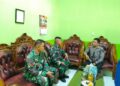 Silaturahmi ke Perangkat Desa, Babinsa Agendakan Kurve Massal Jumsih