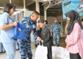 Berbagi Kasih dan Kepedulian di Hari Bakti Ke-79 TNI AU, Lanud Sjamsudin Noor Hadirkan Senyum untuk Anak Yatim dan Purnawirawan