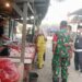 Babinsa Koramil 14/Panongan Pantau Harga Sembako, Jaga Stabilitas Pasokan dan Cegah Permainan Harga