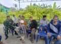 Serka Kusmiono Babinsa Koramil 0201-12/Hamparan Perak Hadiri Pemakaman Warga Binaan, Wujud Kepedulian Melalui Komunikasi Sosial