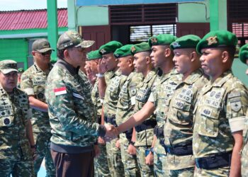 Menhan RI Bersama Pangdam XIX Tuanku Tambusai Tinjau Yonif TP 898/PC, Tegaskan Disiplin dan Loyalitas Prajurit