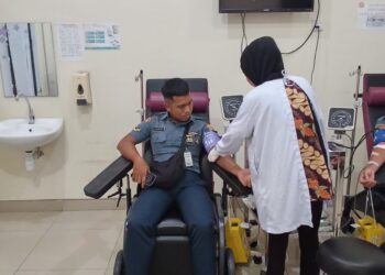 KOARMADA I GERAK CEPAT BANTU PENUHI KEBUTUHAN DARAH DI RSUP RAJA AHMAD TABIB