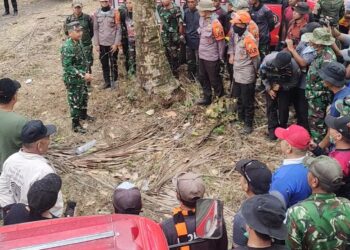 Masuk Sepekan, Pangdam XIII/Merdeka Tinjau Langsung Kebakaran Hutan Lindung Gunung Soputan