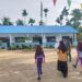 Babinsa Latih Siswi SD N 101805 Batu Rejo Tata Cara Pengibaran Bendera Merah Putih