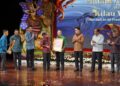 Sinergi Kuat Wujudkan Bali Aman: Pangdam IX/Udayana Raih Penghargaan Kerthi Bali Sewaka Nugraha