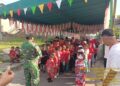 Jalan santai Semarak HUT RI 81 Babinsa dengan Warga di Wilayah Binaan