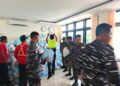 TNI AL SIAP SALURKAN RIBUAN PAKET BANTUAN PRESIDEN RI UNTUK KORBAN GEMPA DI SIKKA