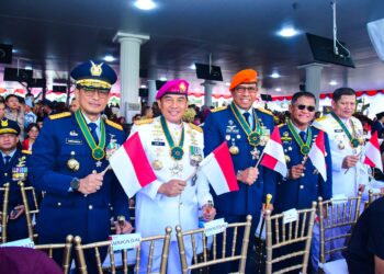 PANGKORMAR HADIRI DETIK-DETIK PROKLAMASI DI ISTANA, KORPS MARINIR SERENTAK PERINGATI HUT KE-81 RI TAHUN 2026