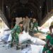 Negara Hadir di Tengah Bencana, Kodam IX/Udayana Gerak Cepat Salurkan Bantuan Kemhan bagi Warga Terdampak Gempa NTT