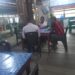Babinsa Koramil 06/Senayang Ajak Warga Pulau Duyung Perkuat Persatuan dan Tangkal Hoaks
