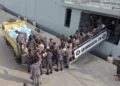 ANGKUT 13,4 TON BAHAN KONTAK BANTUAN KEMANUSIAAN, UNSUR TNI AL KRI BUNG HATTA-370 TIBA DI REO MANGGARAI
