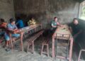 Bersama Masyarakat Di Desa Binaan Babinsa Koramil 14/PB Terus Jalin Keakraban Dan Kebersamaan