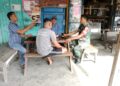 Jalin Hubungan Kerja yang Baik, Babinsa melaksanakan Komsos dengan Masyarakat Desa Binaan