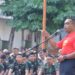 JAGA SOLIDITAS DAN KEKOMPAKAN, DANDENMA MAKO KORMAR BERI JAM KOMANDAN