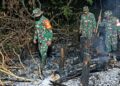 Koramil 1204-08/Meliau Berhasil Padamkan Empat Titik Karhutla Seluas 1,3 Hektare