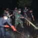 Dandim 1202/Singkawang Turun Langsung, Taklukkan Hotspot Karhutla di Pangmilang