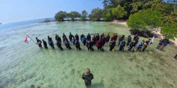 PERINGATAN HUT KE-74 PENYELAM TNI AL, PERERAT SINERGI DAN EDUKASI MARITIM