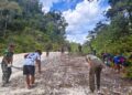 Rehab Jembatan Capai 75 Persen, Satgas TMMD Ke-129 Kodim 1807/Sorong Selatan Perkuat Akses dan Mobilitas Warga