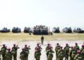 Wakil Panglima TNI dan Sejumlah Pejabat Negara Terima Warga Kehormatan dan Brevet Korps Marinir