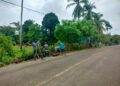 Ciptakan Lingkungan Bersih dan Aman, Babinsa Bersama Warga Gotong Royong di Desa Blang Miden