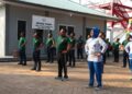 Pererat Kebersamaan, Puslatpurmar 9 Dabo Singkep Gelar Olahraga Bersama Prajurit dan Jalasenastri