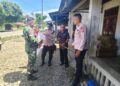 Patroli Gabungan, TNI-Polri di Babahrot Pasang Bendera Merah Putih Gratis