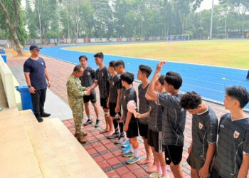 Letjen TNI Richard Tampubolon Tinjau Atlet Pelatnas Taekwondo Indonesia di Markas Kopassus