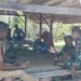 Dialog Humanis, Babinsa dan Apdes Imbau Warga Tak Bakar Lahan