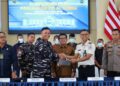 TIM GABUNGAN TNI AL GAGALKAN PENYELUNDUPAN PMI ILLEGAL DAN WNA BANGLADESH DI PERAIRAN DUMAI, RIAU